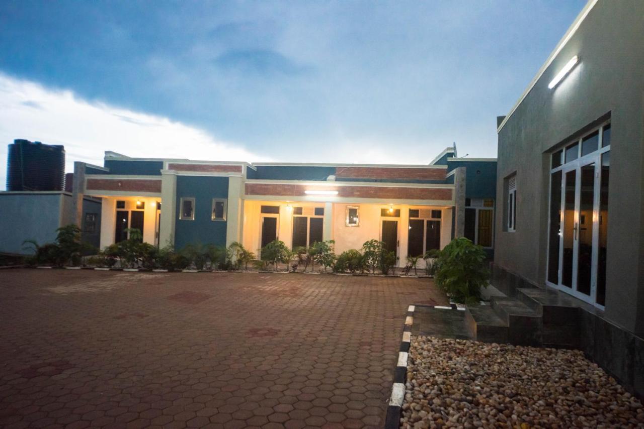 Avisha Town Hotel Kigali Exterior photo