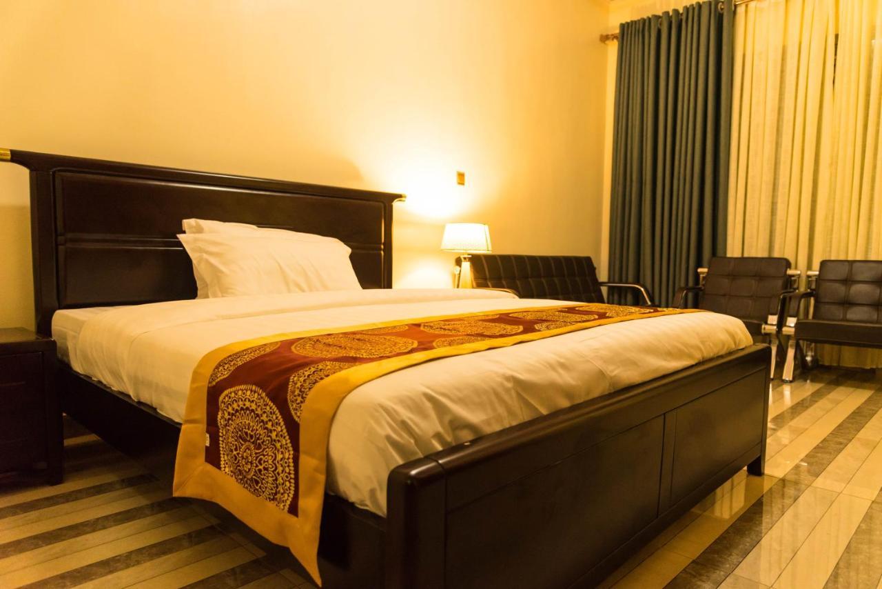 Avisha Town Hotel Kigali Exterior photo